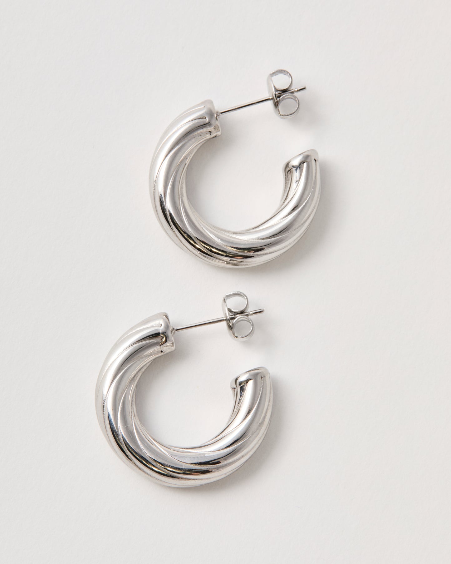 Boucles d'oreille n°12 taille S - argentées